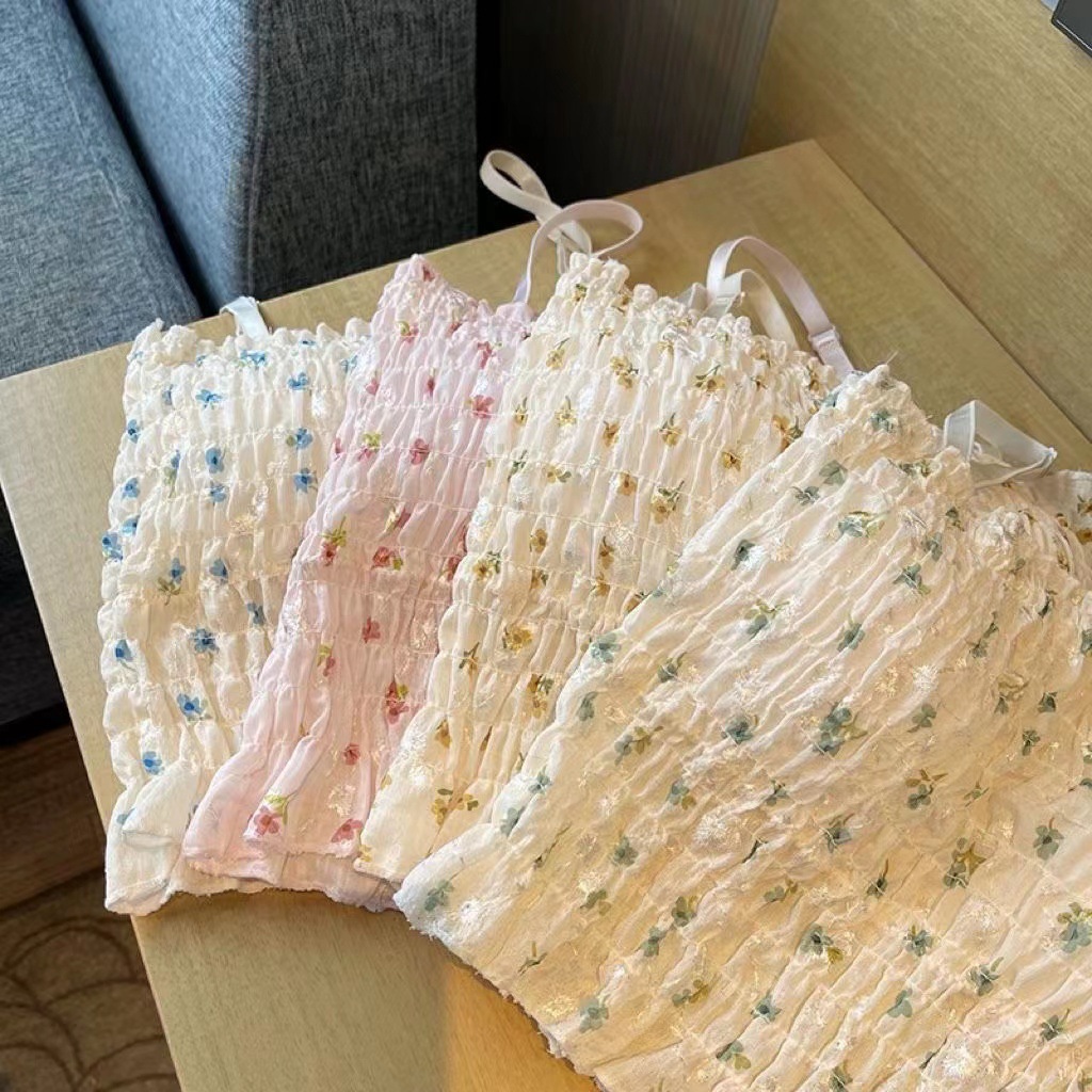 Verano delgado francés pequeña flotilla hermosa cinturón de espalda para mujeres con cojín de pecho en el diseño de pliegues en la ropa de base para mujeres
