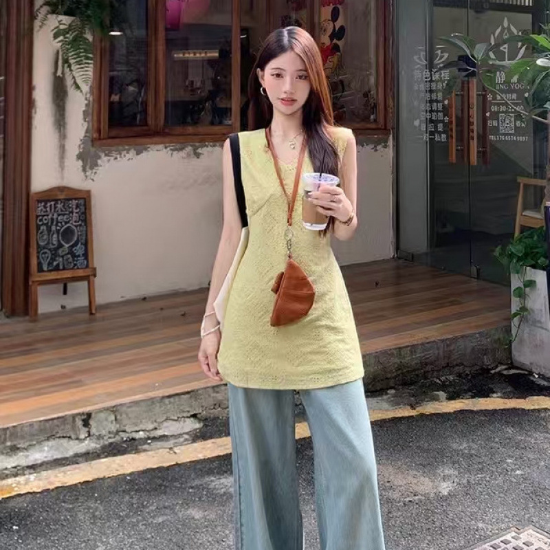 V-Neck Cutout Embroidered Lace Sleeveless Shirt 2026 Summer New Style Mid-Length Waist-Cinching Slimming Chic Blouse for Women