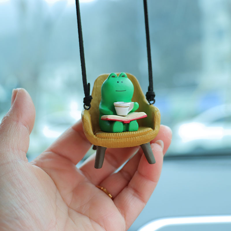 Cartoon frog sitting sofa cross-border car decoration interior pendant pendant car pendant decoration