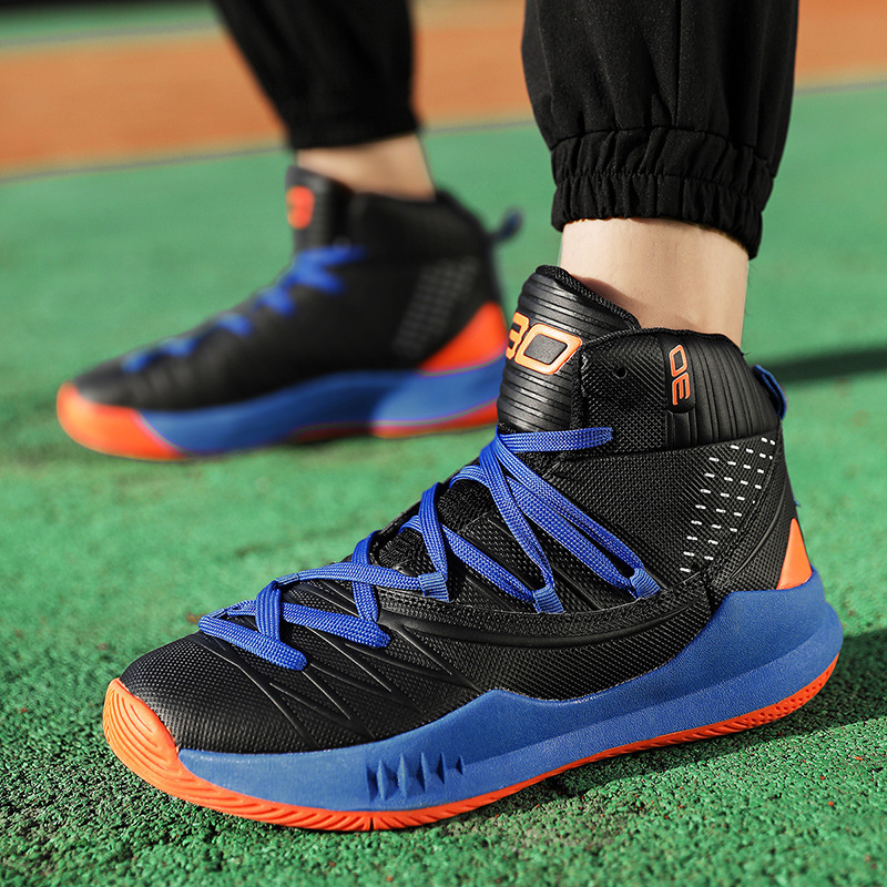 New high-top basketball shoes combat boots students actual combat indoor and outdoor cement sports shoes