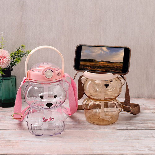 Hobbyist Large Capacity Cute Cartoon Bear Plastic Water Cup Fashionable Portable Plastic Straw Cup Manufacturer Wholesale