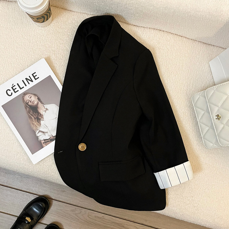 Black Thin Blazer for Women, 2025 Summer New Design, Casual Three-Quarter Sleeve Trendy Street-Style Small Suit Black Thin Blazer for Women, 2025 Summer New Design, Casual Three-Quarter Sleeve Trendy Street-Style Small Suit