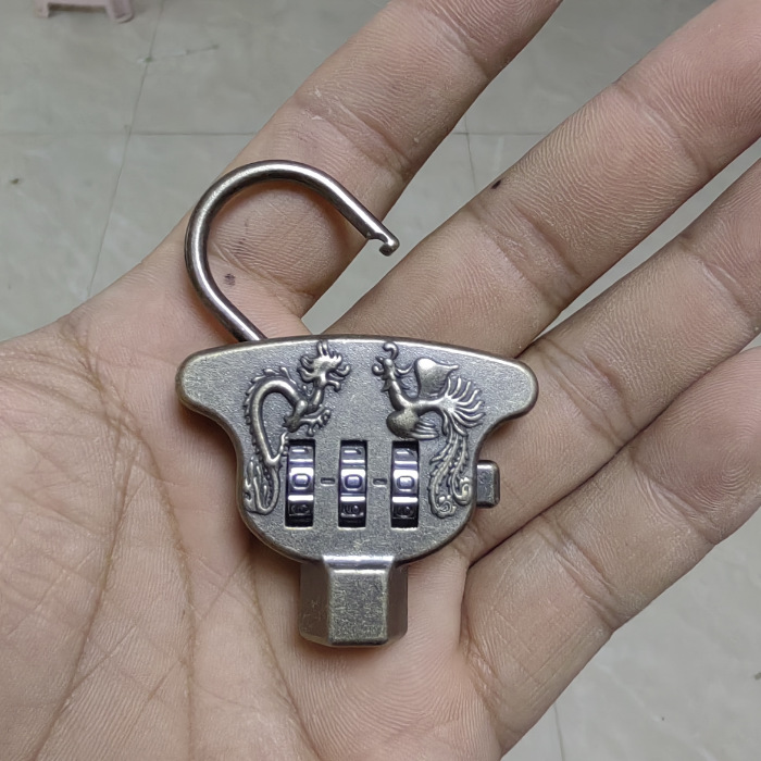 507旅行箱リュックサック戸棚暗号ロック箱収納箱ロック戸棚伸縮可能なワイヤーロック