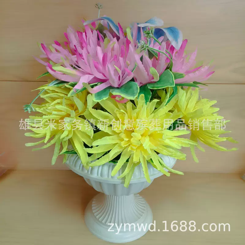 Qingming Festival potted flowers fireworks chrysanthemum Roman pot bouquet ten thousand candles funeral road procession flowers to hold hand offerings