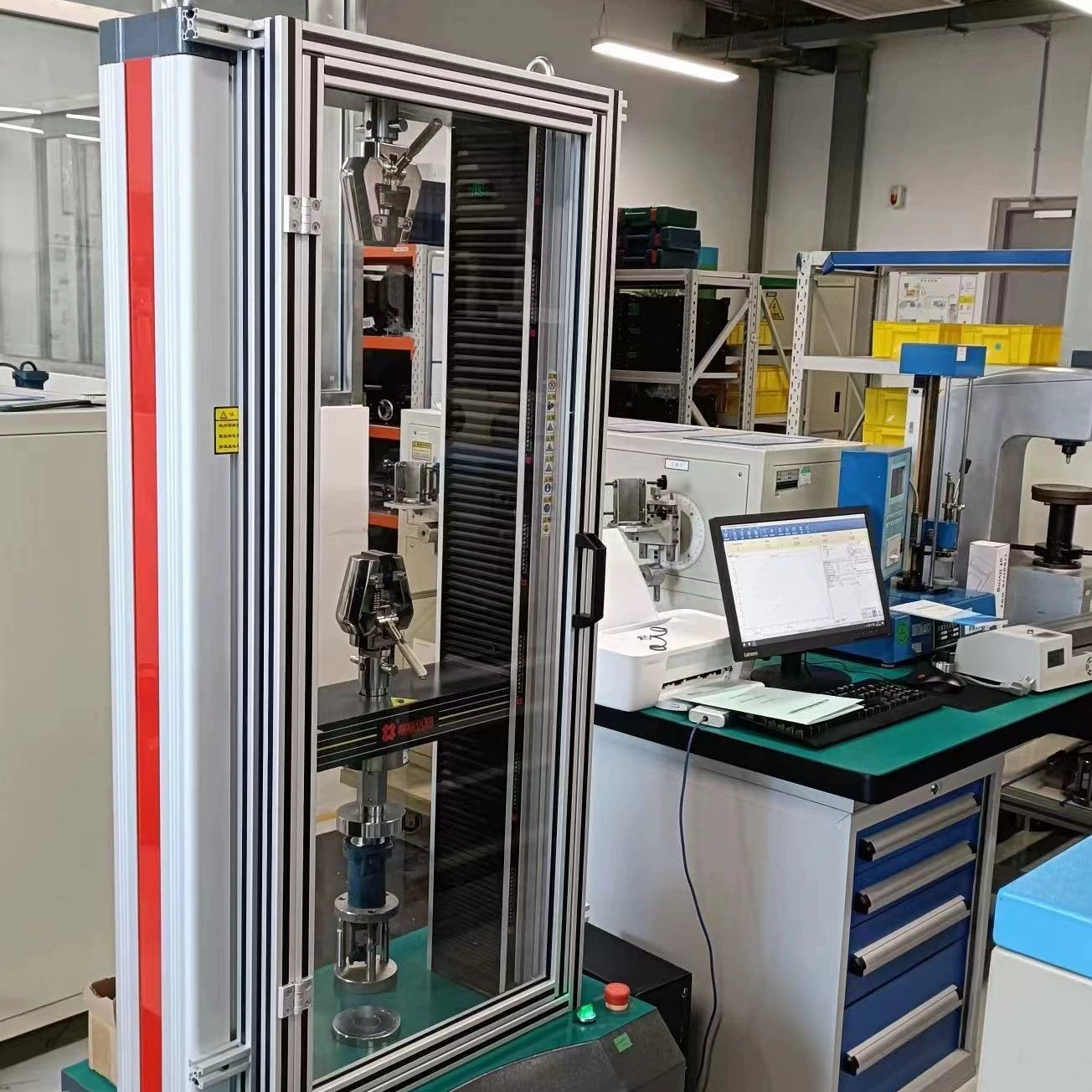 DM10T Портал управления микрокомпьютером Электронная машина для испытания на растяжение 100KN Новая энергия Стальная пластина Скорость удлинения Изгиб