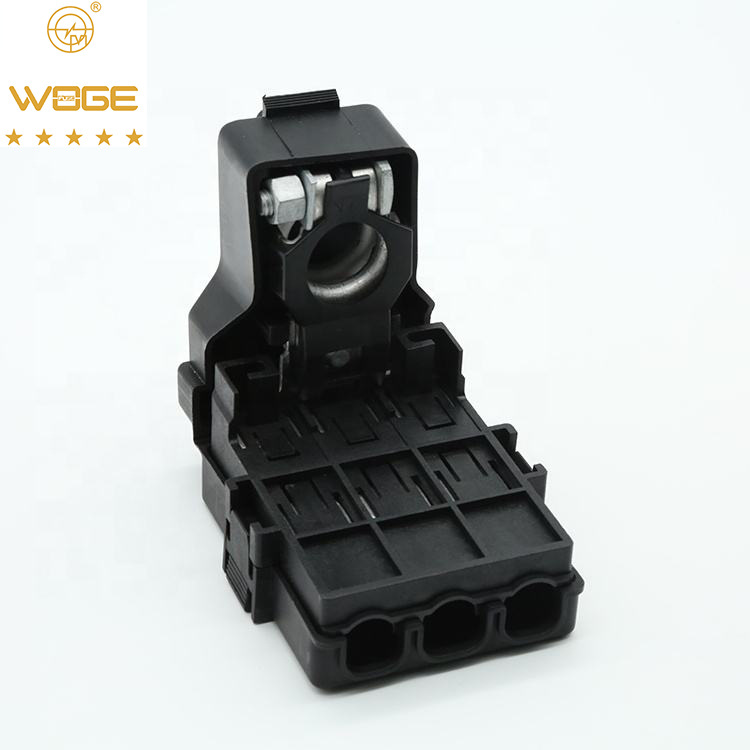 AN498BX2043汽车船舶等多种用途 12V-32V主体接电池6路保险丝盒