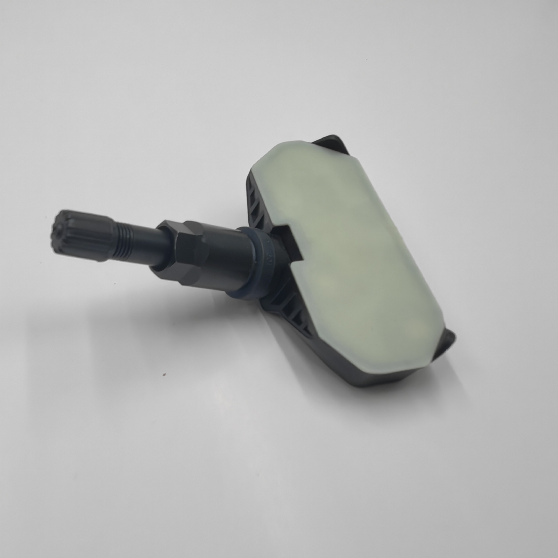 Tesla Model S 2012-2014 Tire Pressure Sensor 1010938-01-B Original Replacement Wholesale