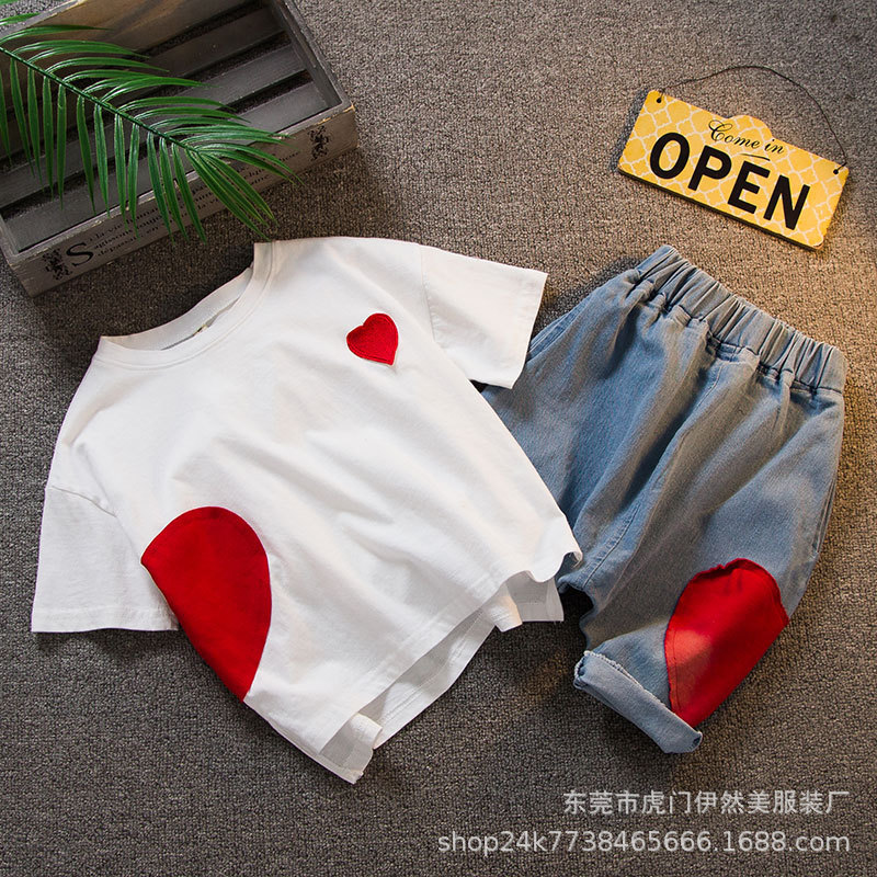 10863026556_1281122844