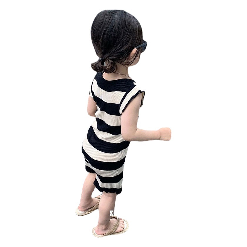 Vestido de manga corta de verano para niñas de Corea del Sur Falda rayada para niños de estilo occidental en vivo al por mayor entrega de una sola pieza