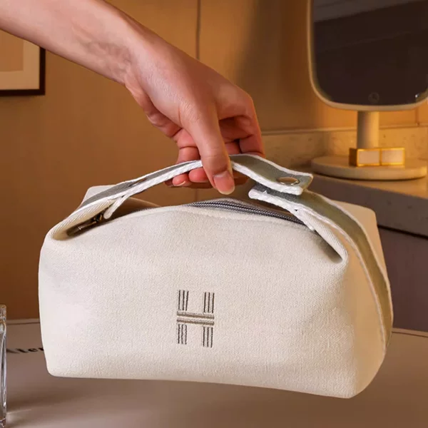 Portable Cosmetic Bag, Portable Canvas Large-Capacity Travel Toiletry Bag, High-End Waterproof Makeup and Skin Care Bag