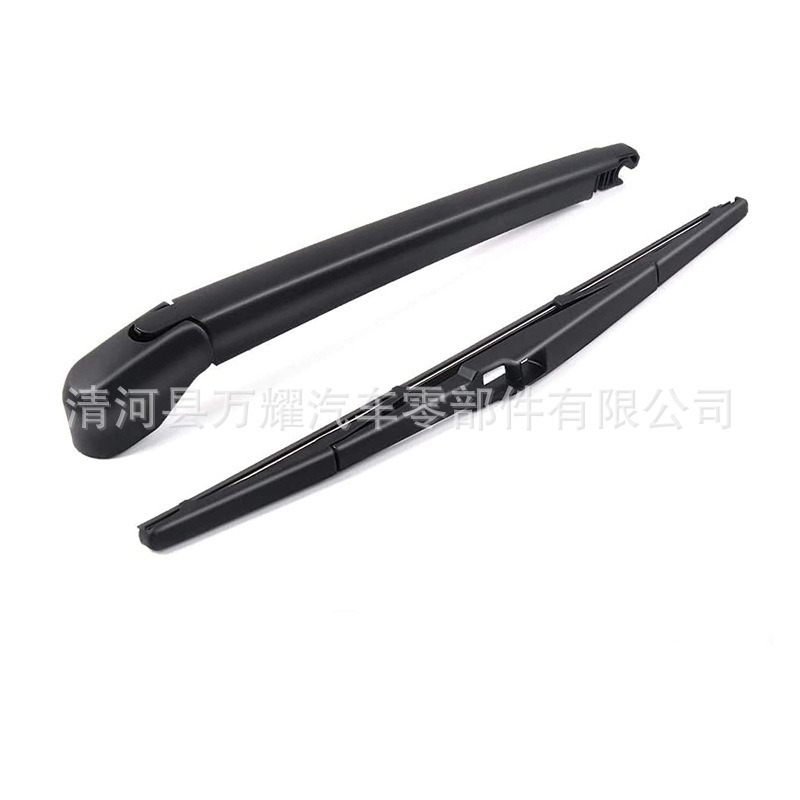 Rear wiper and rear wiper arm
