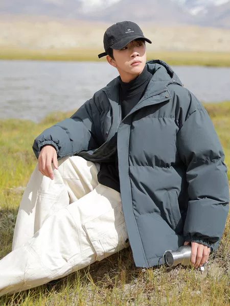 Winter hooded thick solid color puffer jacket for men, loose fit, couple style, warm sports cotton coat, slimming design