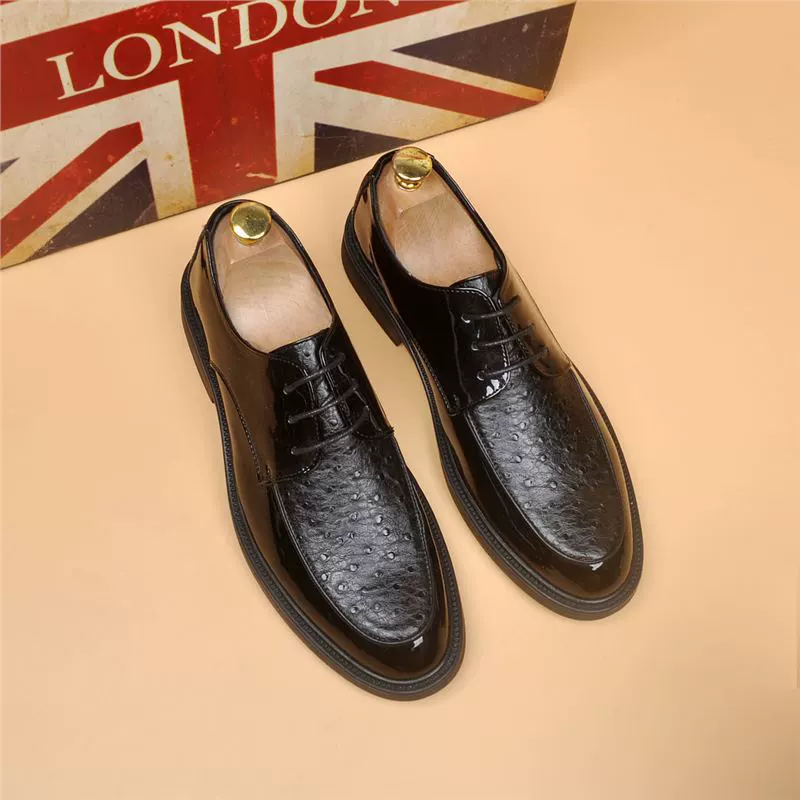 Новые мужские деловые туфли на шнуровке