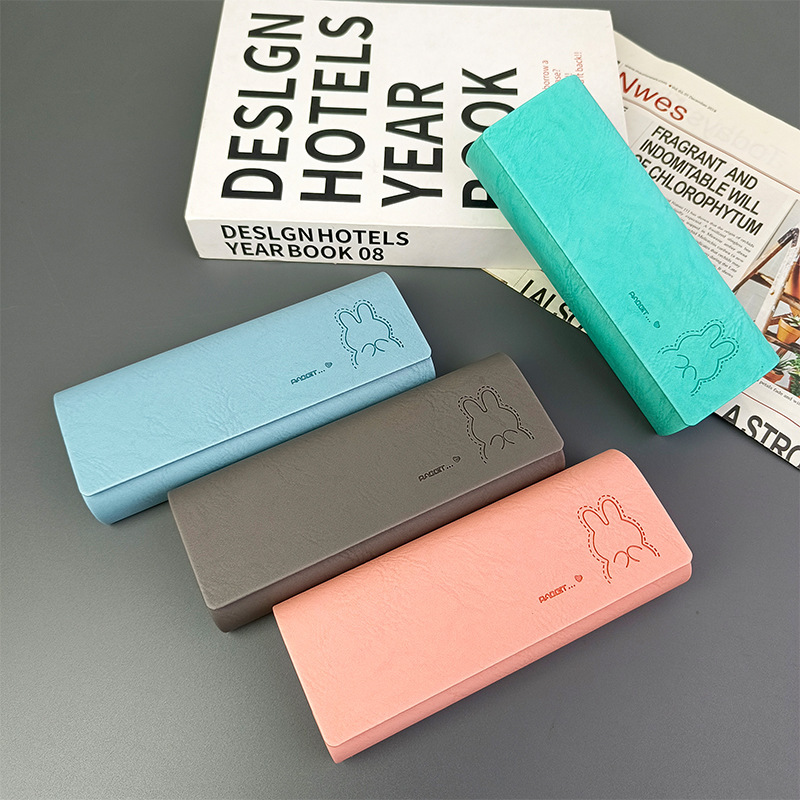 Customized New Style Glasses Case with Small Fresh Rabbit Cartoon Pattern, Multi-Color Portable Anti-Pressure Wholesale, Printable Logo