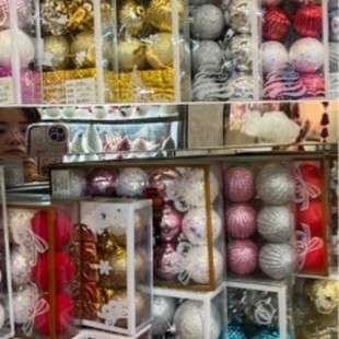 Amazon New Cross-border Wholesale 6cm Christmas Decorative Ball Christmas Ball Red White Green Spot Ball Christmas Tree Hanging Ornaments