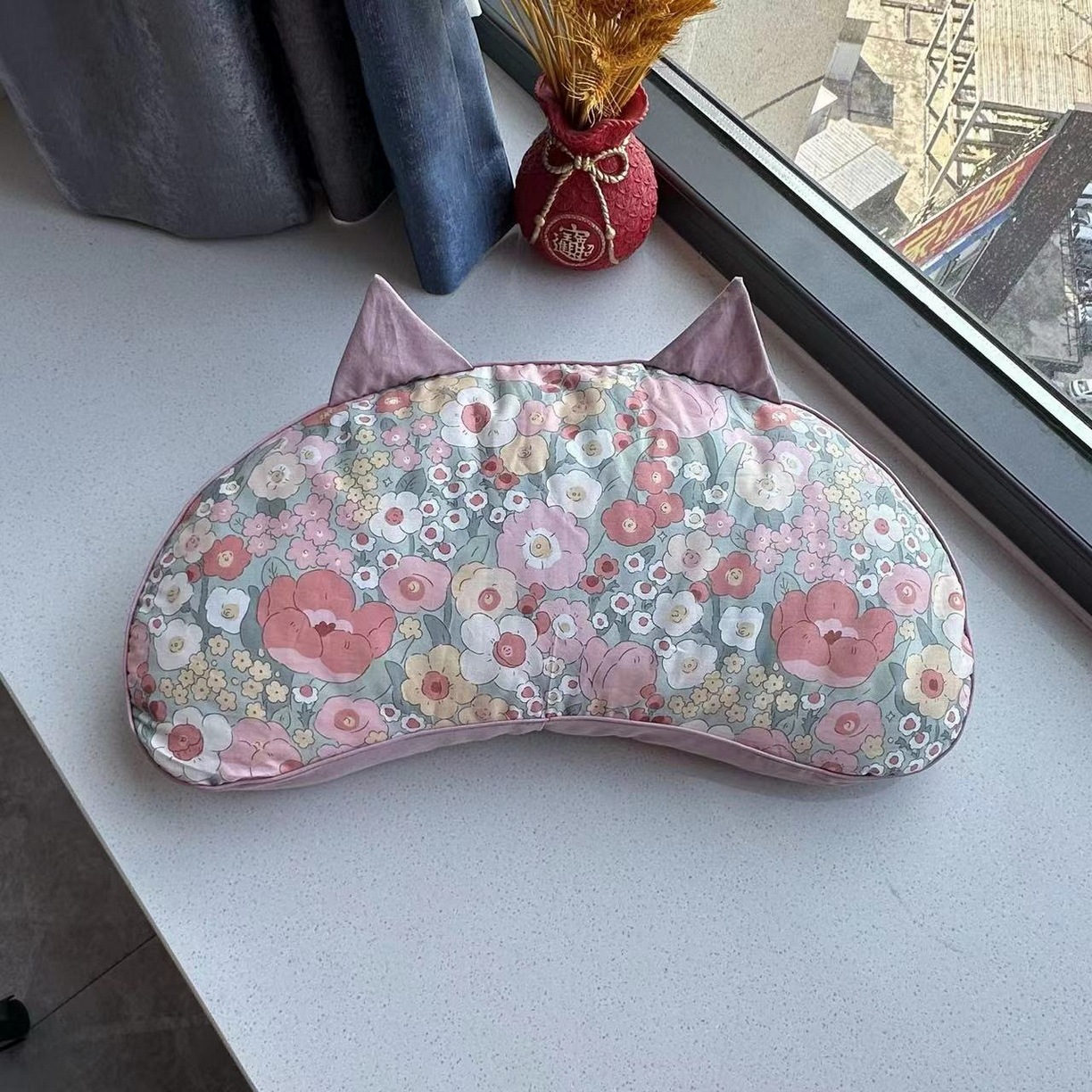 메밀이 가득 들어있는 고양이귀베개 - 엘레나