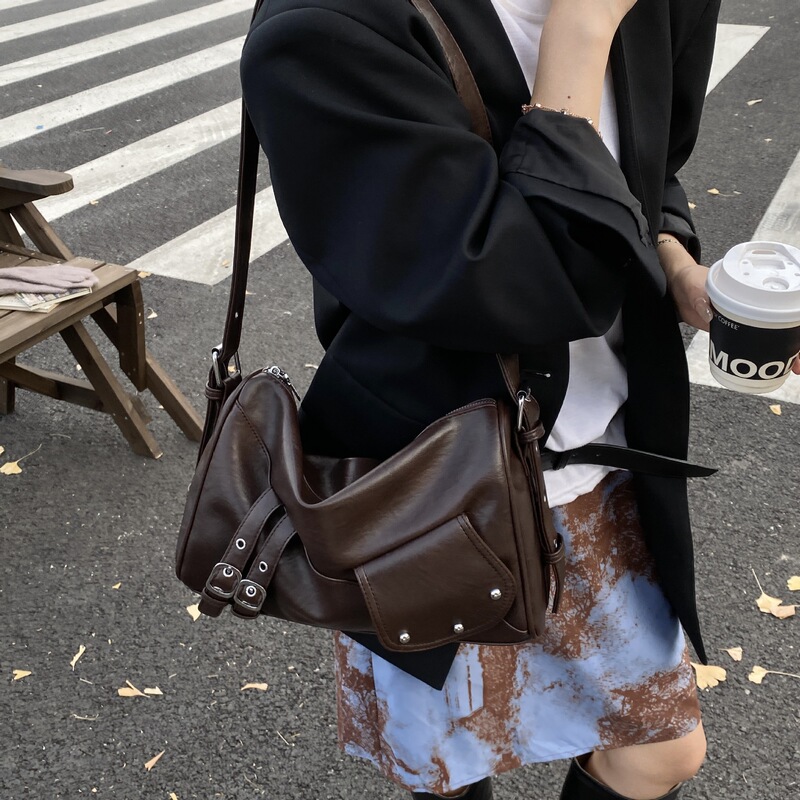 冬季复古风小众腋下包包女包新款撞色枕头包简约大容量单肩斜挎包|undefined
