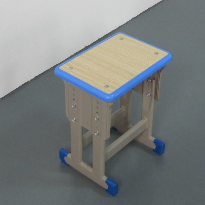 注塑封边升降凳