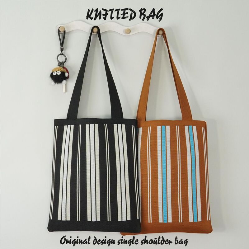 2026 Striped Women's Shoulder Bag, Fashionable Black and White Pattern, Portable Large Capacity, Suitable for Commuting and Casual Use