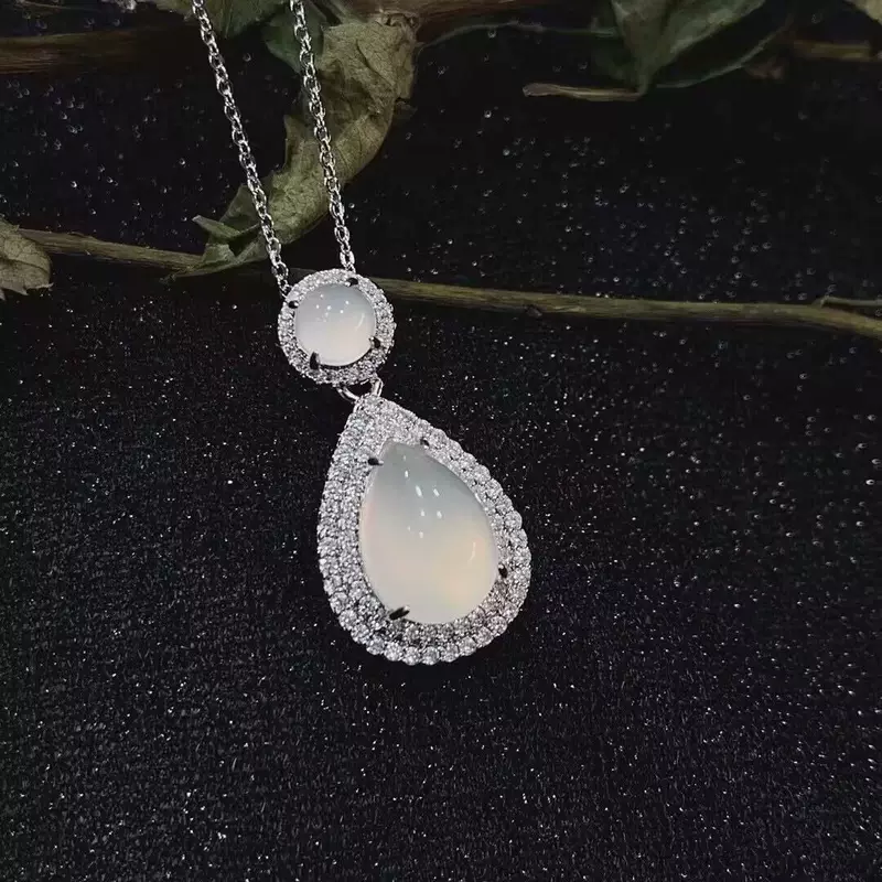 Silver stone inlay white jade, agate pendant jade, ice imitation, simple and elegant design