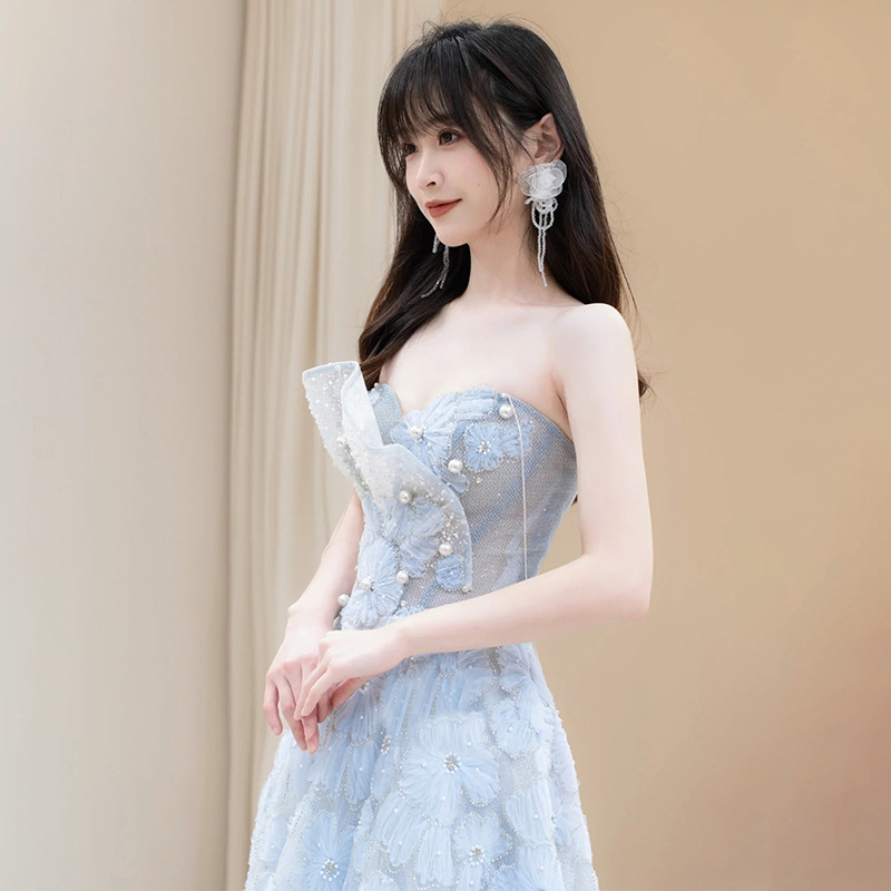 Vestido de Noche Azul Claro de Lujo sin Tirantes, Otoño 2025, Nuevo Estilo de Moda, Vestido de Presentadora de Pasarela