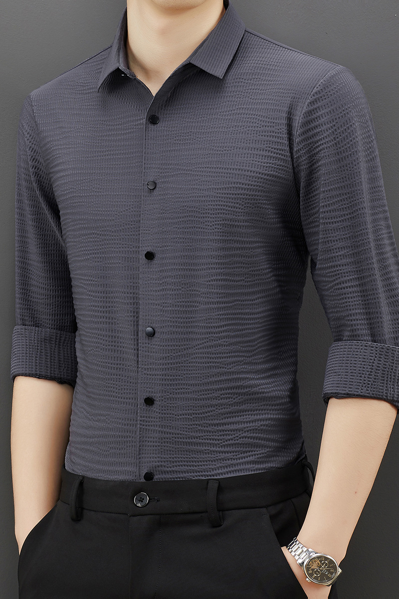 Encuentra una fábrica exclusiva de camisas personalizadas para hombres primavera y verano de alta calidad 2024 camisa anti-escaldado simple estilo de negocios