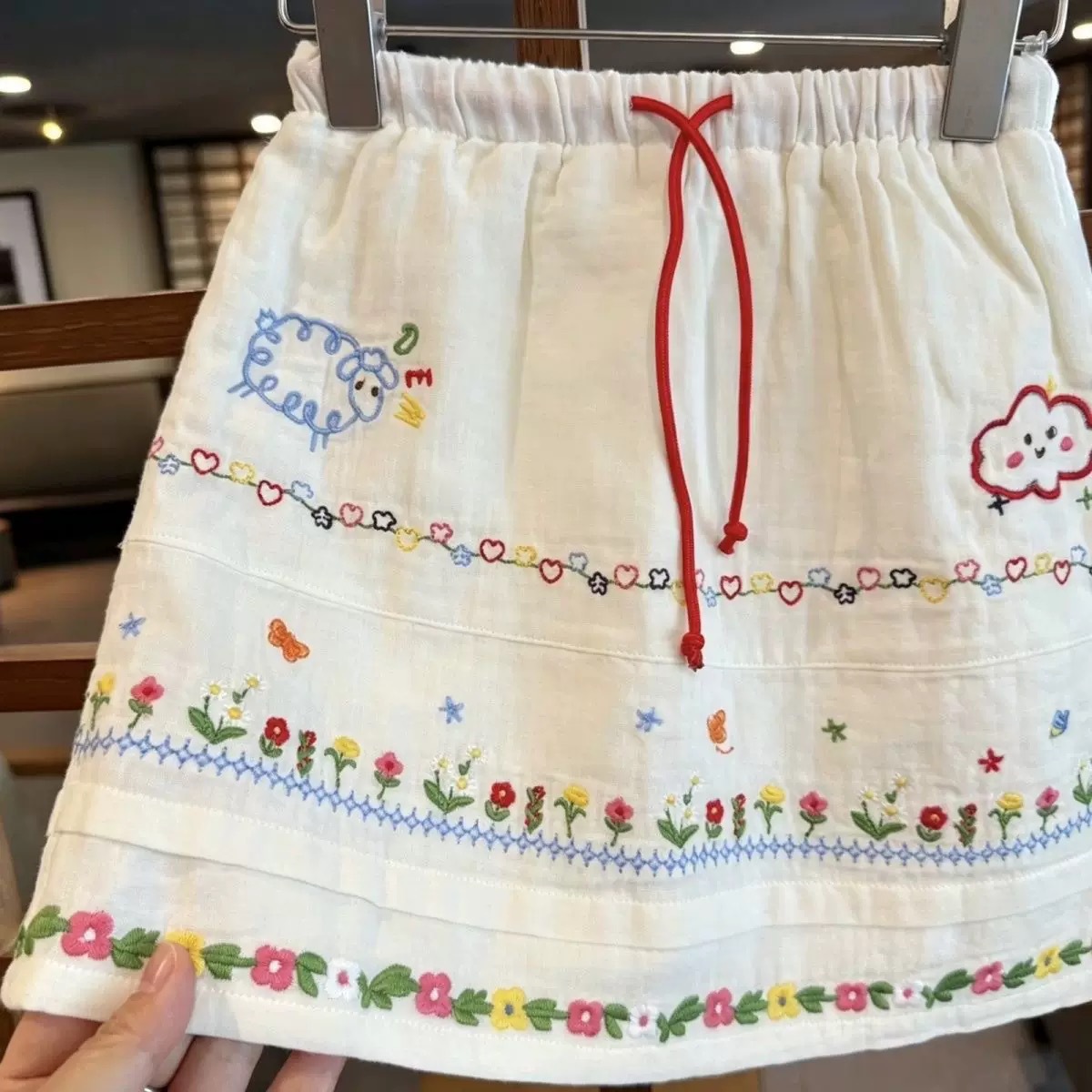 ¡Industria super pesada! Bosque bordado flores de cordero primavera y verano nuevo algodón falda de mitad para niños image 1