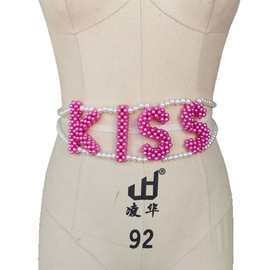夸张玫红色KISS字母串珠腰链 秋冬手工编织腰封女多巴胺字母腰链