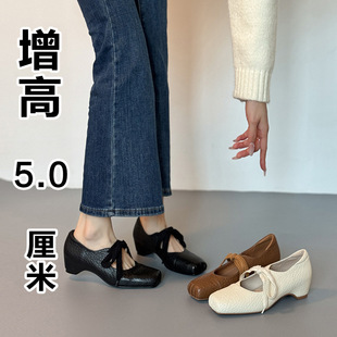 �،�Ů��~�������nʽϵ�����^������Ь2026��������ʽ�\�چ�ЬŮ