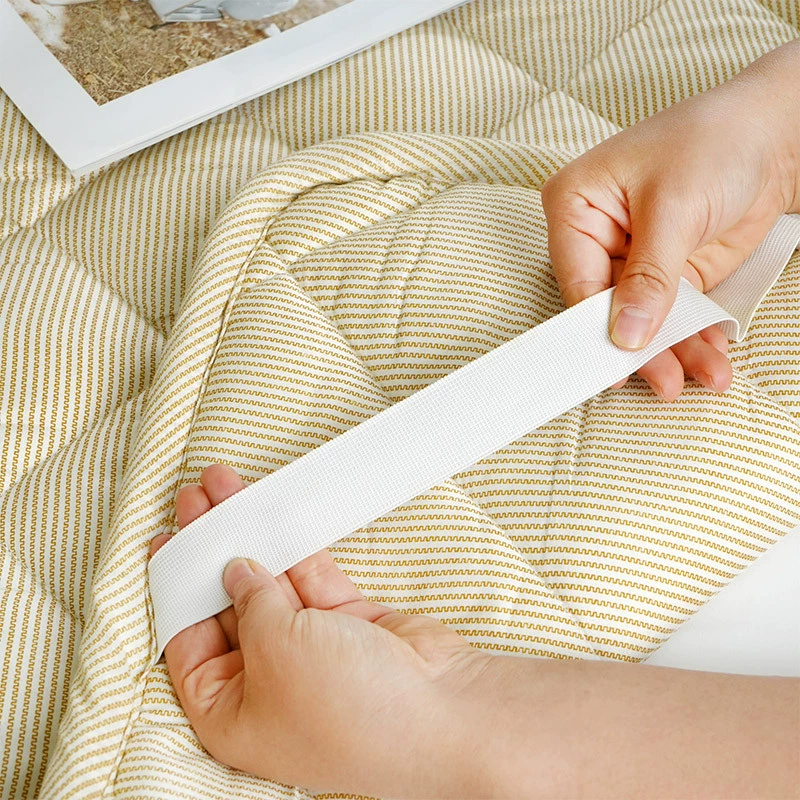 Тонкий матрас для домашнего использования,Protect pillow for bed??