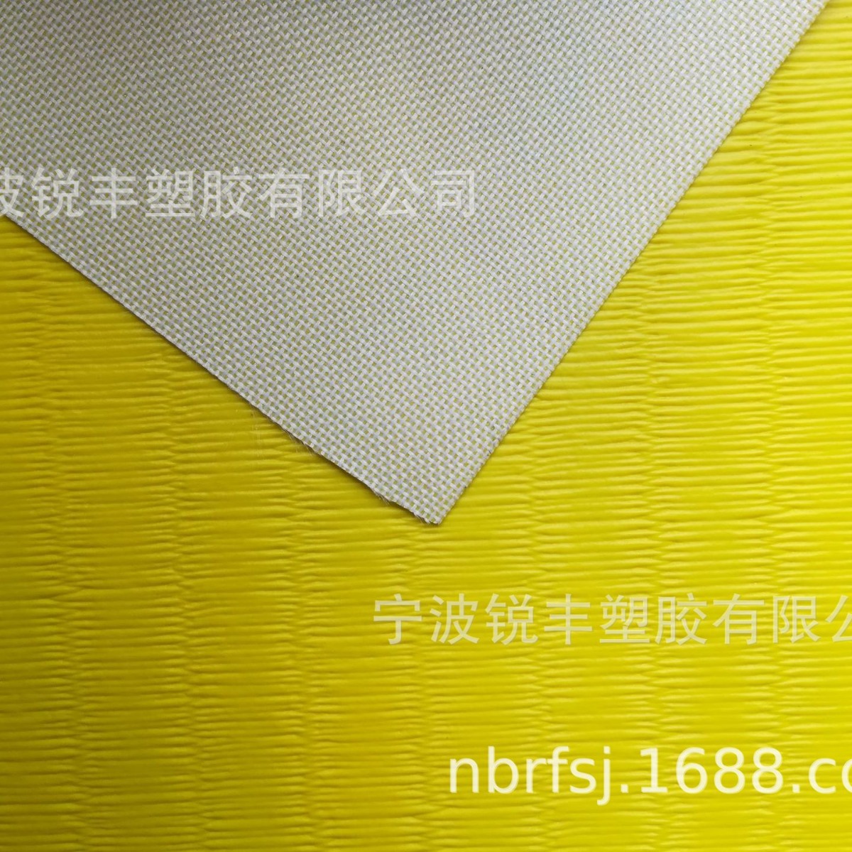 格斗卷帘垫席纹皮革、摔跤垫搏击场地卷垫用防滑人造革。加厚