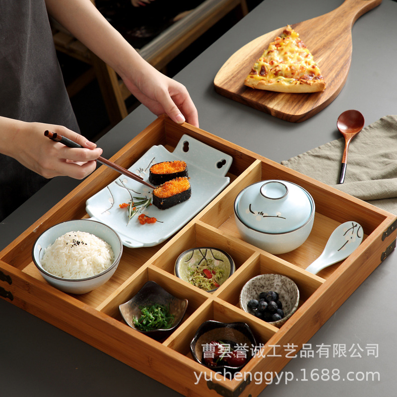 일본식 창조적 인 식기 대나무와 나무 Jiugongge 트레이 냄비 야채 플래터 바베큐 접시 디너 플레이트 분할 스낵 플레이트