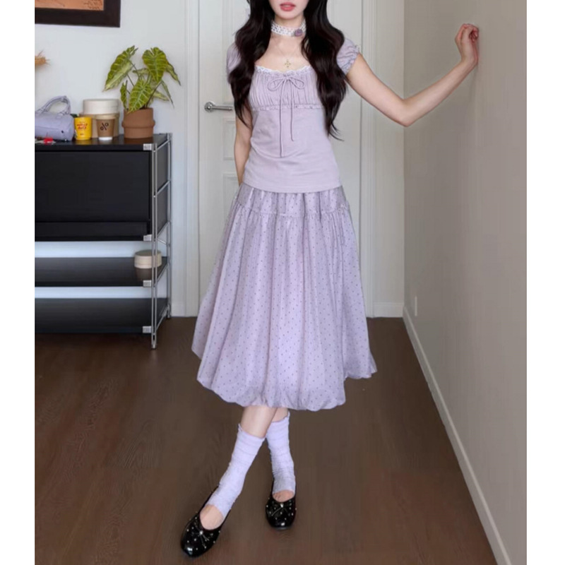 Gentle style light purple lace square-neck top for women, new summer style, elastic waist polka dot puffy skirt two-piece set Gentle style light purple lace square-neck top for women, new summer style, elastic waist polka dot puffy skirt two-piece set