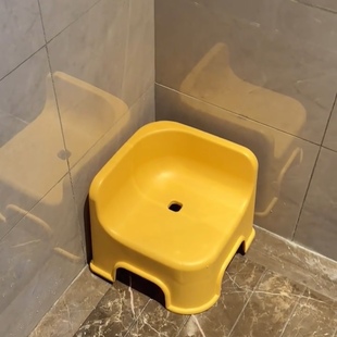 Foot Washing, Shower, Bathroom Stool, Bathing Without Taking up Space, Children's Stool, Low Stool, Bathroom Stool, Household Washing