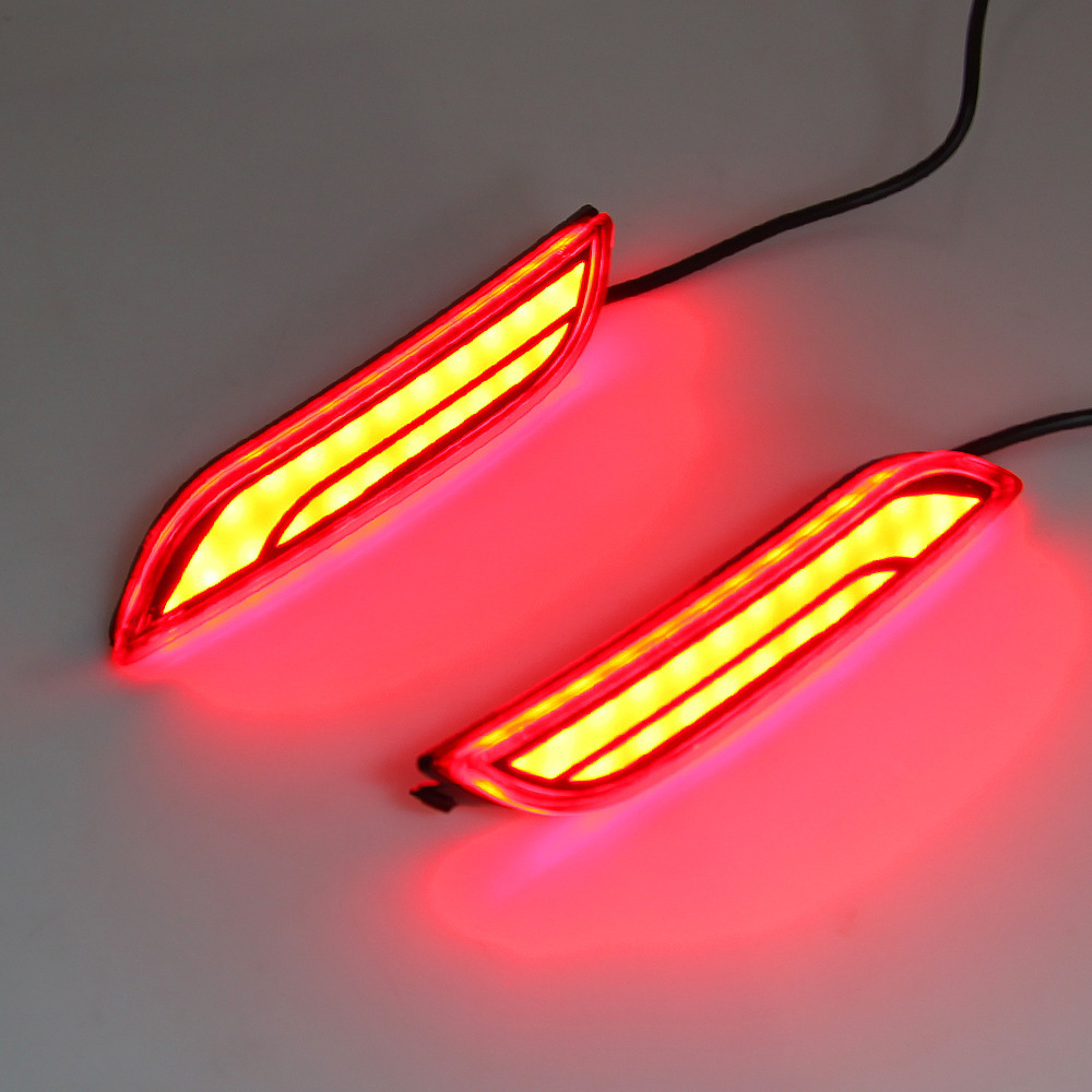 Aplicable a la luz de barra trasera de Toyota Camry 18 Camry luces de advertencia luces de freno modificadas luces traseras LED actualizadas