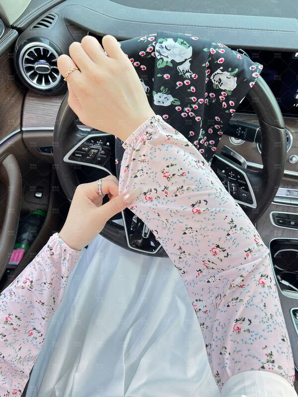 夏用の見栄えの良いストレートアイススリーブ、女性用のゆったりとしたアイスシルク日焼け止めスリーブ、屋外サイクリングアームスリーブ、UV保護|undefined