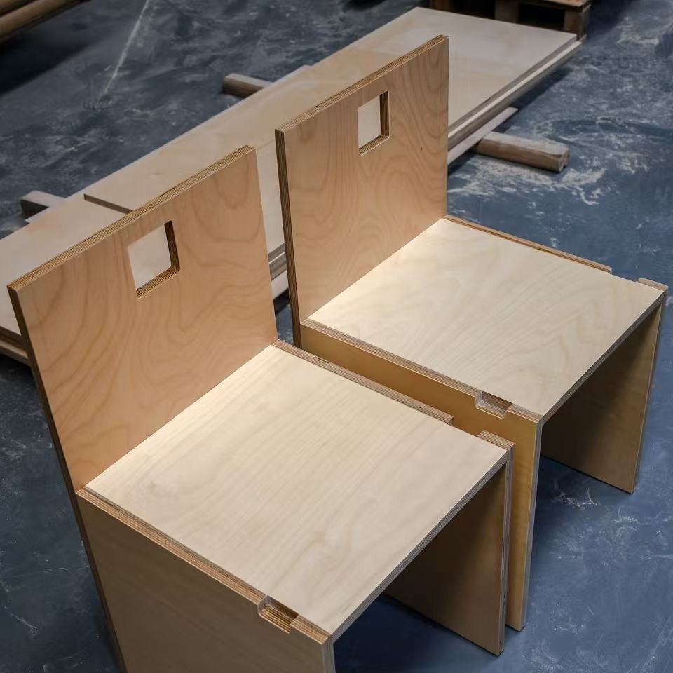 Mesa y silla de mesa