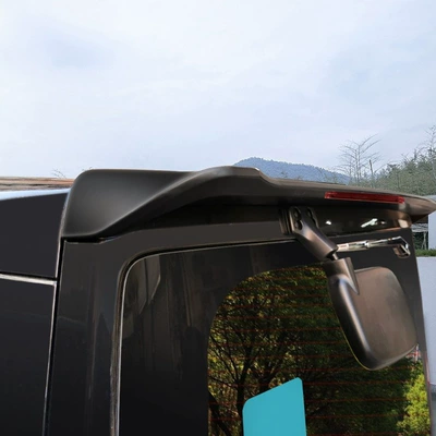 HIACE 300 modified sports non-perforated – Fixed wind wing