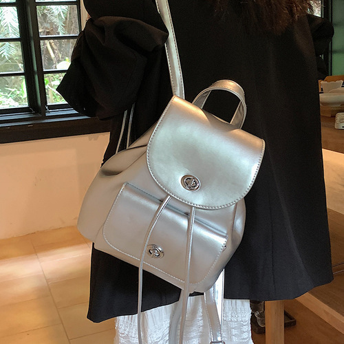 高级感小包包女2024新款时尚百搭双肩包韩系书包小众外出手提背包