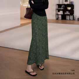 绿色碎花雪纺长裙显瘦优雅半身裙长款垂坠感2026夏季新款兔毛印花