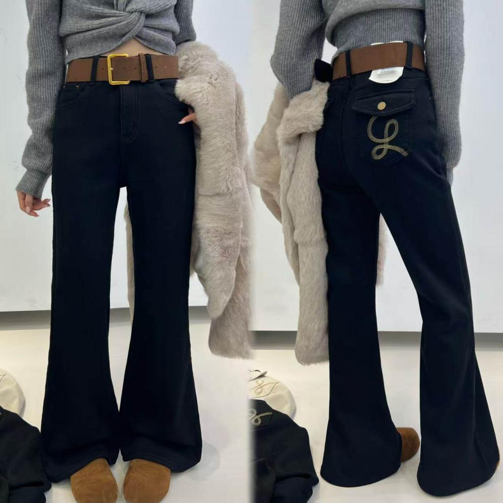 Women's High-rise White Embroidered Flared Jeans Boho Style Spring_voghion.com