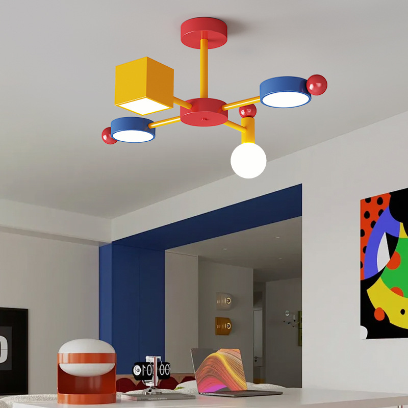 2025儿童房吊灯2025新款中古彩色全光谱马卡龙风男女孩卧室灯具