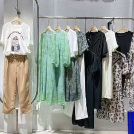 茉诗可可25夏杭州一线品牌时尚休闲舒适上衣裙子撤柜女装货源批发