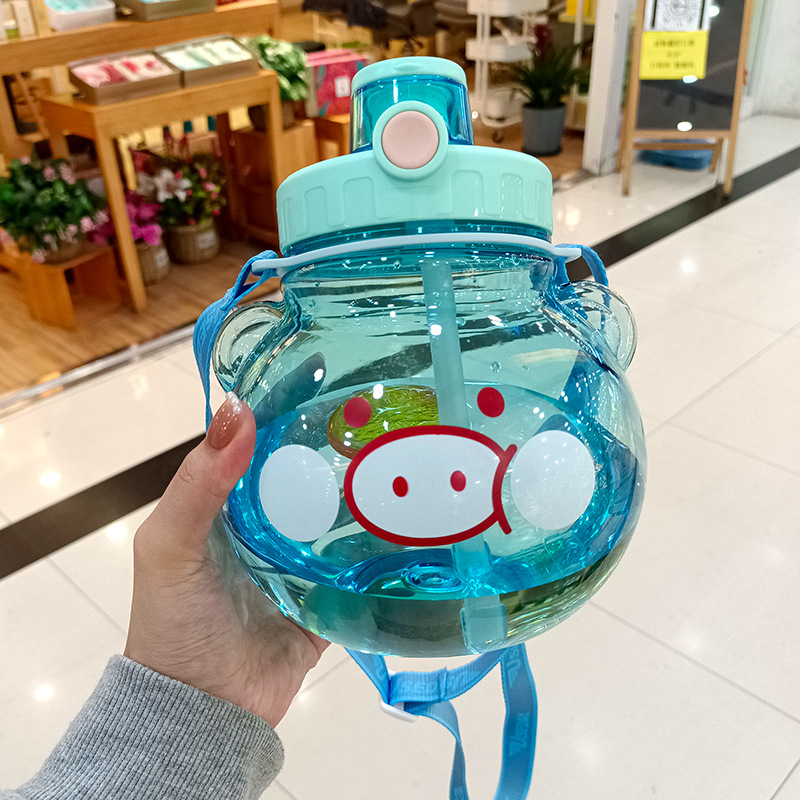 Linda taza de agua infantil con pajita de dibujos animados, taza de plástico con forma de cerdo, súper adorable con correa y tapa emergente, taza de gran capacidad.