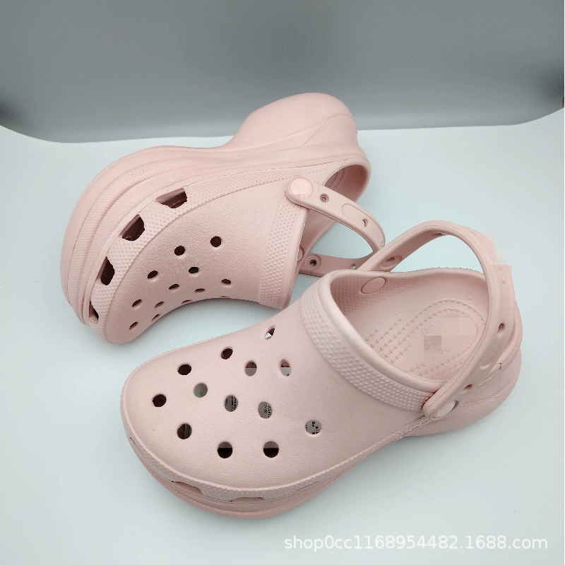 Retro beach fashionable slippers, universal sandals