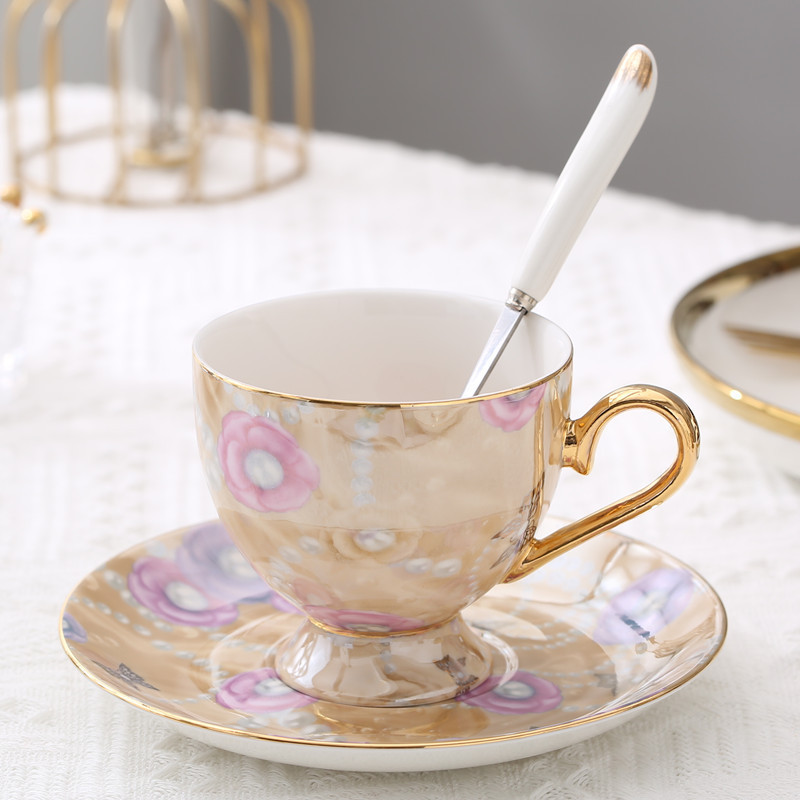 Light Luxury Bone China European Style Coffee Cup and Saucer Set British Style Ceramic High Foot Afternoon Tea Cup with Leopard Pattern Cup, Saucer and Spoon Set