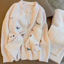 Sin Glee ��ɫ�ɐ��D�c����߅�q˯��Ů�ﶬ�ӽq�Ӻ�ů�_�����b