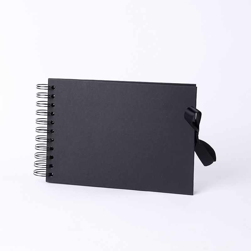 블랙 싱글 30 페이지 내부