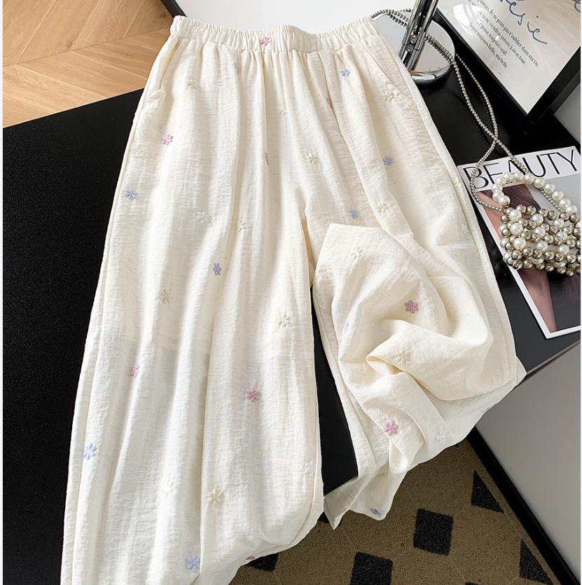 Quần culottes nữ ống rộng chất liệu lụa lanh thêu hoa, dáng suông rộng mùa hè 2026 — màu mơ chi tiết 1