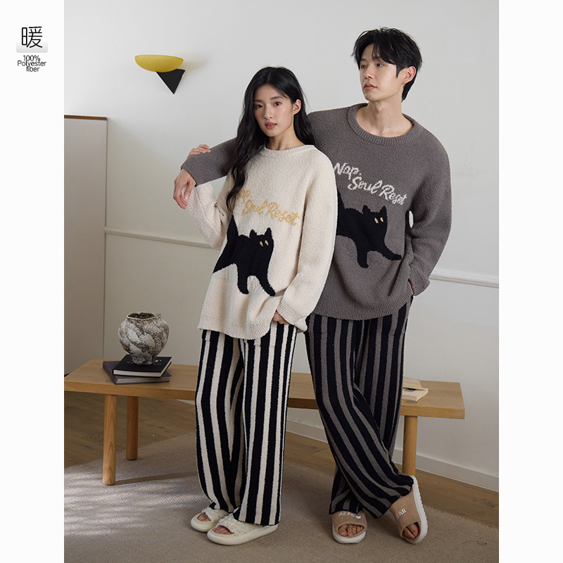 [Warm Velvet] Winter Couple Pajamas Thickened Warm Loose Large Size Black Cat Can Be Weared Outside Home Clothes for Men and Women